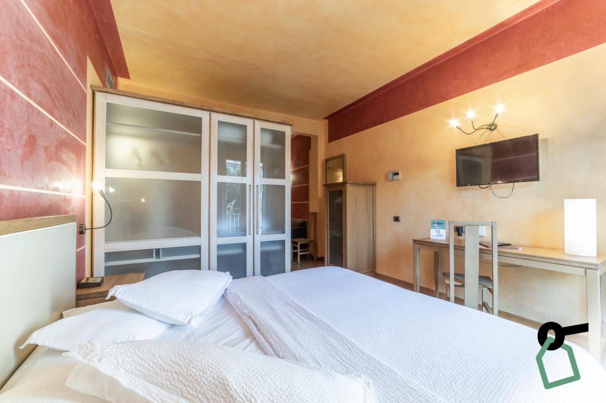 Hotiday Discovery - Residence Verona Exterior foto